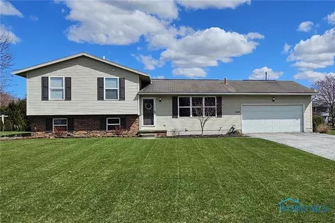 342 Hoelter Ave, Luckey, OH 43443