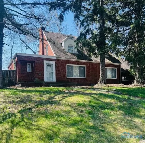 2065 W Bancroft St, Toledo, OH 43607