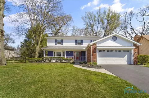 7052 Regents Park Blvd, Toledo, OH 43617