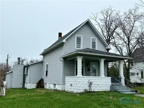 514 W Perry St, Paulding, OH 45879 photo 2