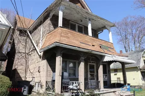 2619 Locust St, Toledo, OH 43608