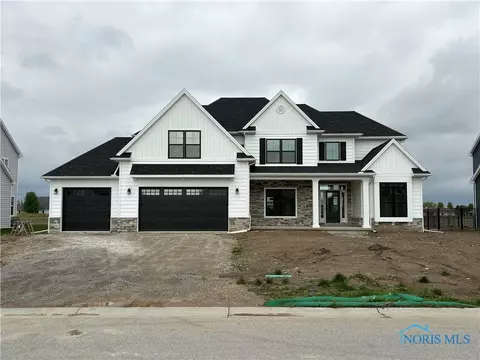 1015 Brampton Park Rd, Perrysburg, OH 43551