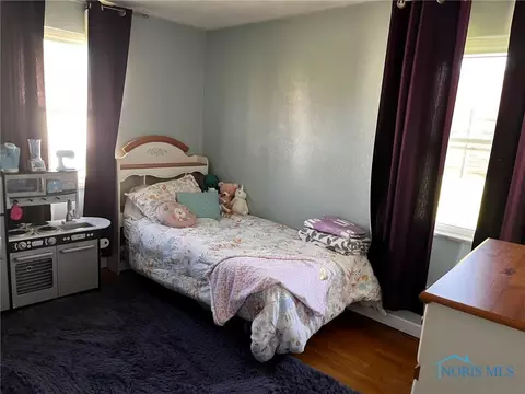 1049 E 4th St, Ottawa, OH 45875 photo 9