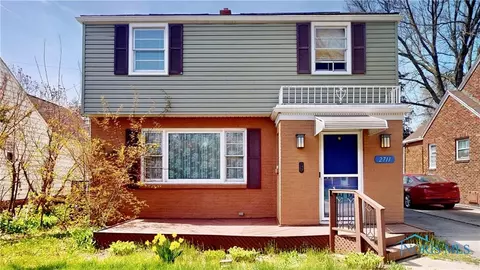 2711 Sherbrooke Rd, Toledo, OH 43606