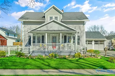 25 S River Rd, Waterville, OH 43566