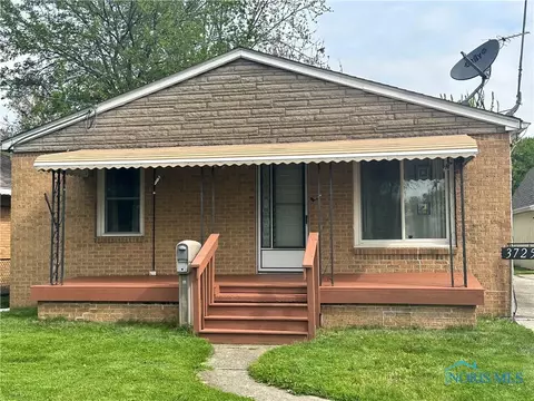 3725 146th St, Toledo, OH 43611