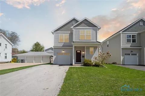 737 Michigan Ave, Maumee, OH 43537