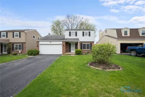 538 Grace Way, Rossford, OH 43460