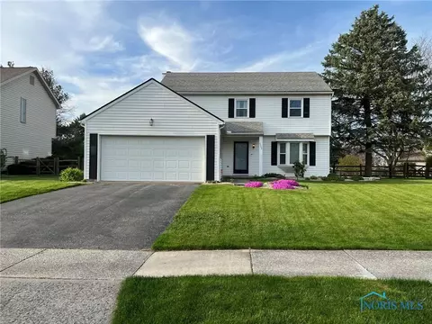 5568 Greenridge Dr, Toledo, OH 43615