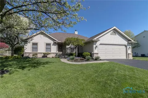 1258 Running Brook Dr, Perrysburg, OH 43551