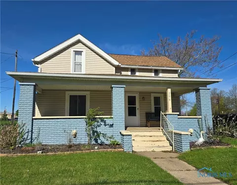 206 S Damascus St, Liberty Center, OH 43532