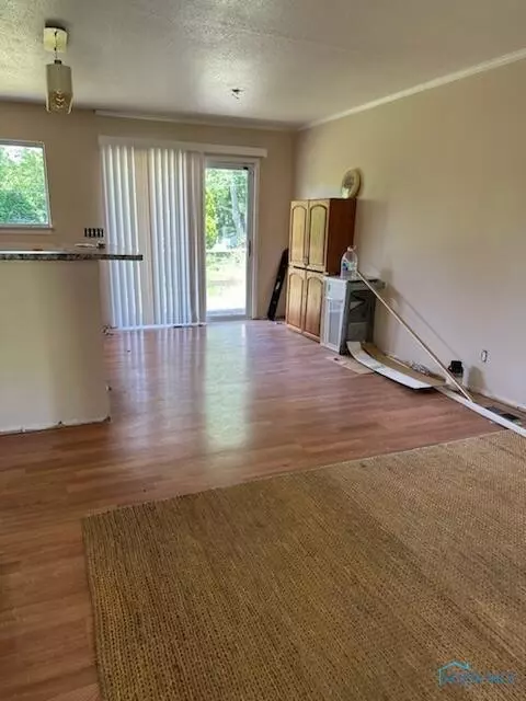 72 Bloomfield Ave, Toledo, OH 43607 photo 3