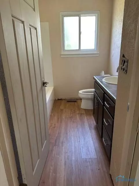72 Bloomfield Ave, Toledo, OH 43607 photo 5