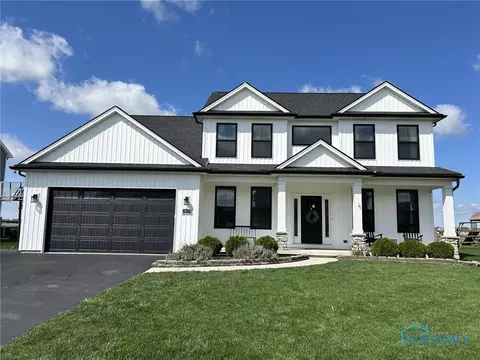 24975 Reddington Ct, Perrysburg, OH 43551