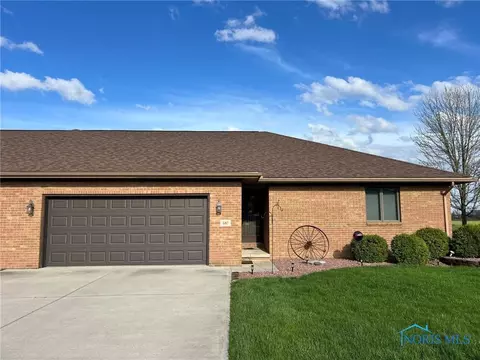 687 Apple Blossom Ln, Arlington, OH 45814