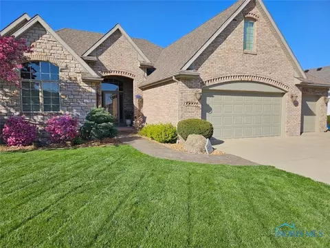 5717 Eagles Lndg, Oregon, OH 43616