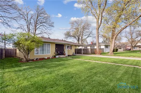 1468 Bradmore Dr, Toledo, OH 43612
