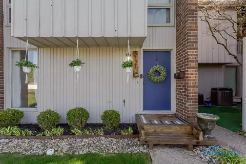 5121 Regency Dr #5121, Toledo, OH 43615