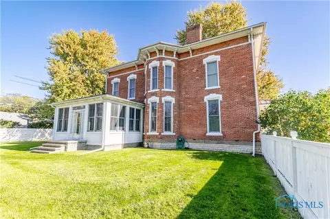 205 E Wayne St, Maumee, OH 43537 photo 45