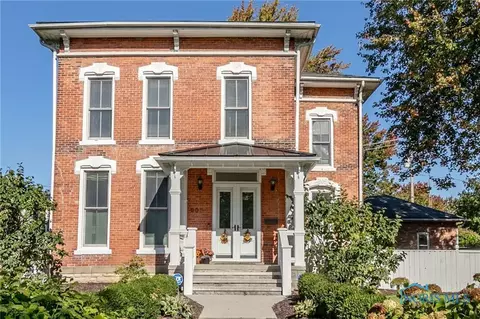 205 E Wayne St, Maumee, OH 43537 photo 1