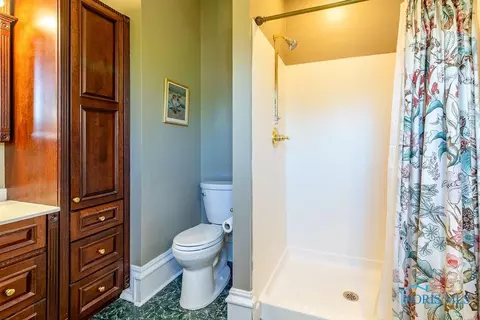 205 E Wayne St, Maumee, OH 43537 photo 36