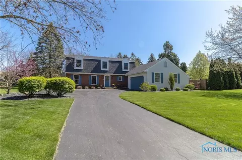 845 Ashbury Dr, Perrysburg, OH 43551