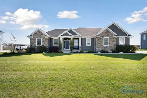 6143 Sweetgum Dr, Monclova, OH 43542