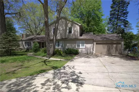 3304 Elmont Rd, Toledo, OH 43615