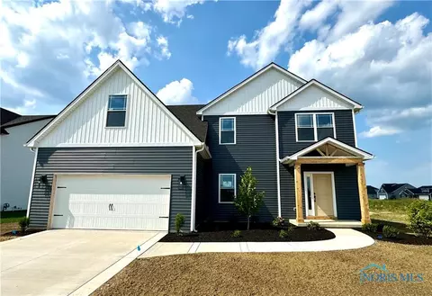 5083 Magnolia Dr, Oregon, OH 43616