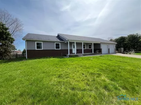 6131 Co Rd E Rd, Delta, OH 43515