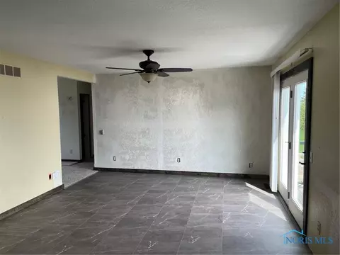 6131 Co Rd E Rd, Delta, OH 43515 photo 10