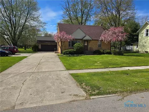 445 Monroe St, Delta, OH 43515