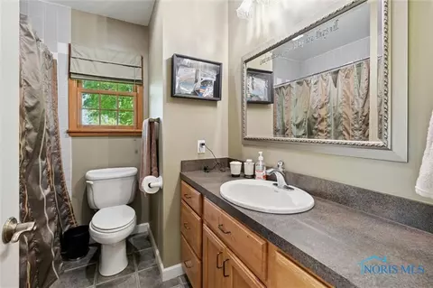 449 E Main St, Metamora, OH 43540 photo 41