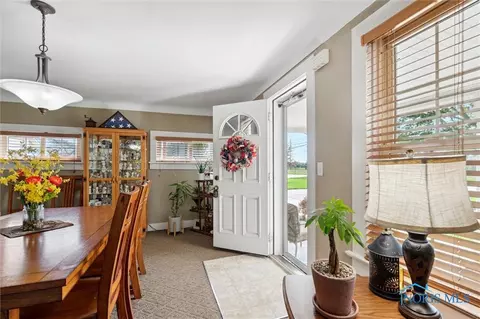449 E Main St, Metamora, OH 43540 photo 17