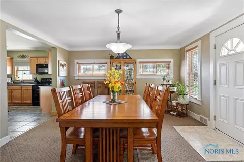 449 E Main St, Metamora, OH 43540 photo 18