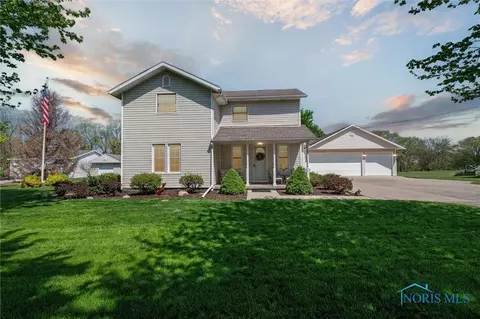 449 E Main St, Metamora, OH 43540