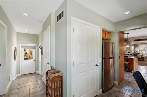 449 E Main St, Metamora, OH 43540 photo 31