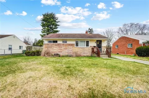 1033 Birch Ave, Maumee, OH 43537