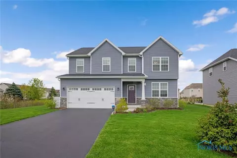 26327 Summer Trace Dr, Perrysburg, OH 43551