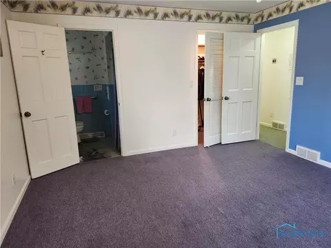26064 E Broadway St, Walbridge, OH 43465 photo 9