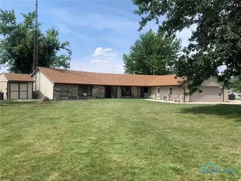 284 Seneca Dr, Montpelier, OH 43543