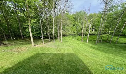 269 Duck Pond Rd, Upper Sandusky, OH 43351