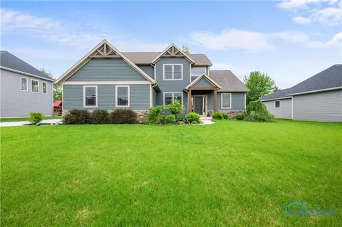 7237 Violet Ln, Maumee, OH 43537