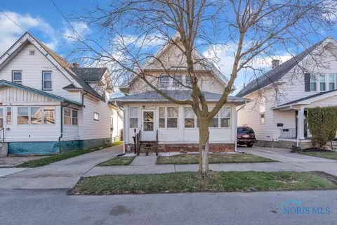 221 Elgin Ave, Toledo, OH 43605