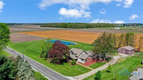 13852 Angola Rd, Swanton, OH 43558
