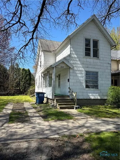 809 Stickney Ave, Toledo, OH 43604