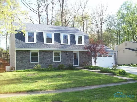 7245 Winsford Ln, Sylvania, OH 43560