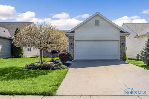 4907 Starboard Dr, Maumee, OH 43537