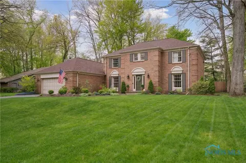 5577 Ginger Tree Ln, Toledo, OH 43623
