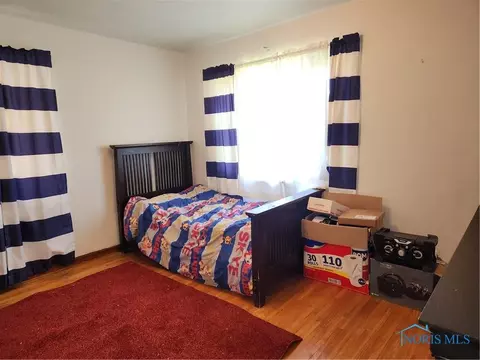 836 Clifton Blvd, Toledo, OH 43607 photo 8